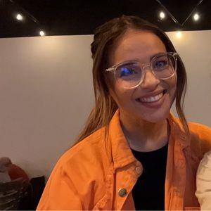 Meet your Posher, Bridgette